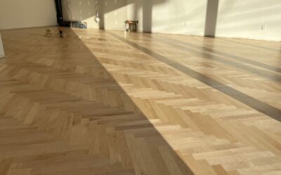 Plancher de bois foncé ou pâle : Comment choisir?